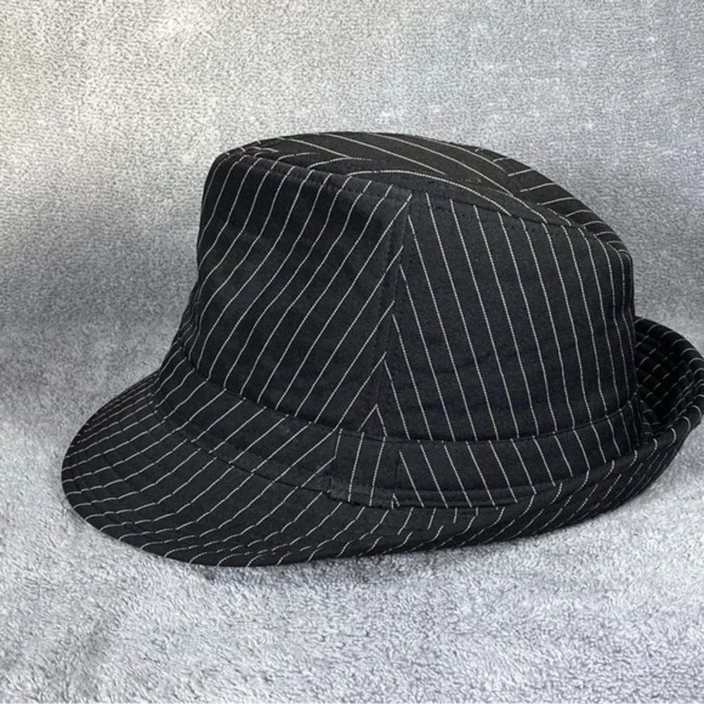 Hat One‎ Size Black Stripes